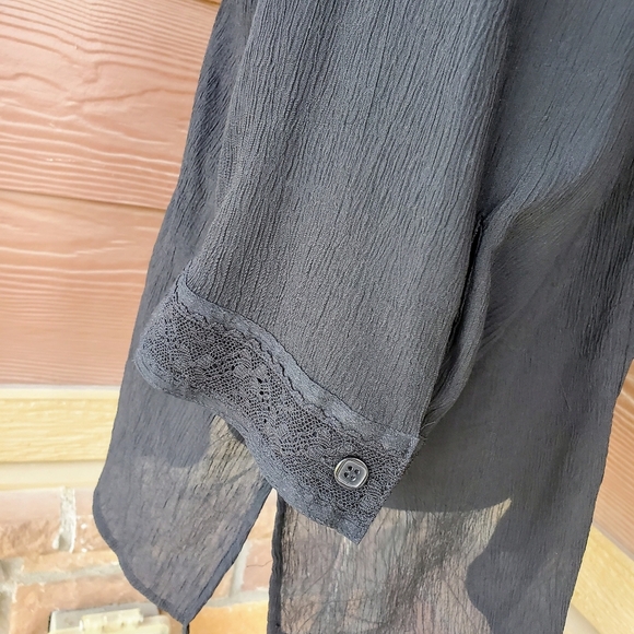 Emma James Sheer Ruffle Front Elegant Black Women's Button-Up Top Size 16W EUC - Picture 9 of 16